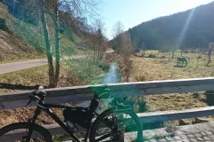 1867489d779